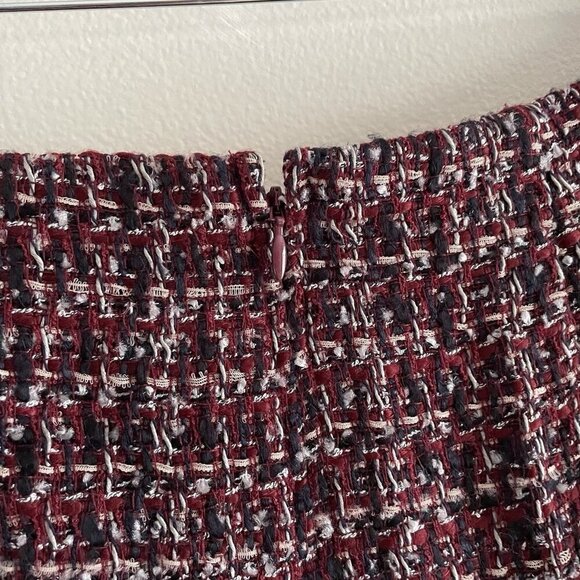 Talbots Women 10 Burgundy Tweed Fringe Hem Button Faux Wrap Pencil Skirt - Picture 9 of 11